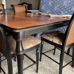 Dining Table and 8 chairs  