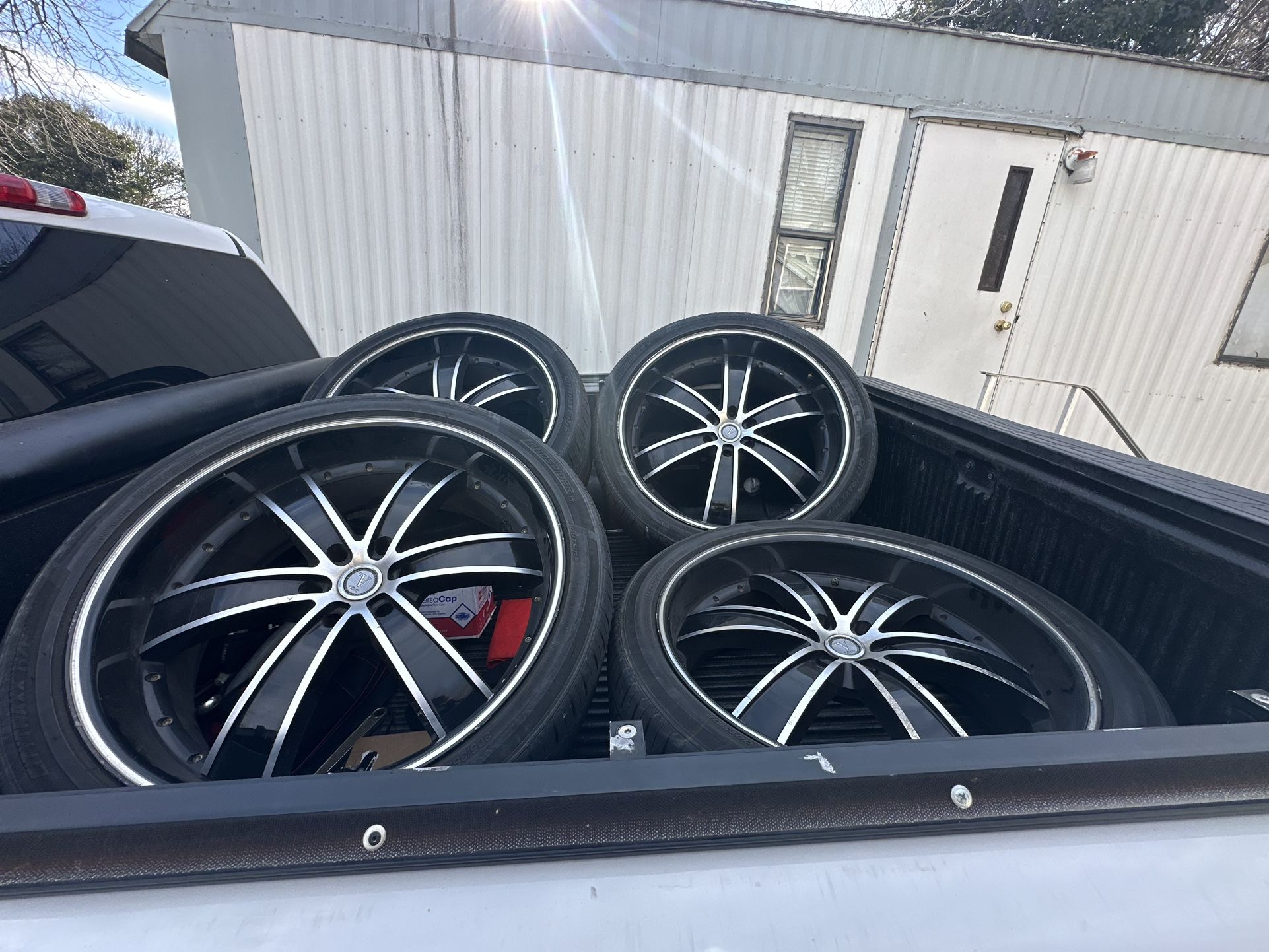 24 Inch Rims for Sale in Westworth Village, TX - OfferUp