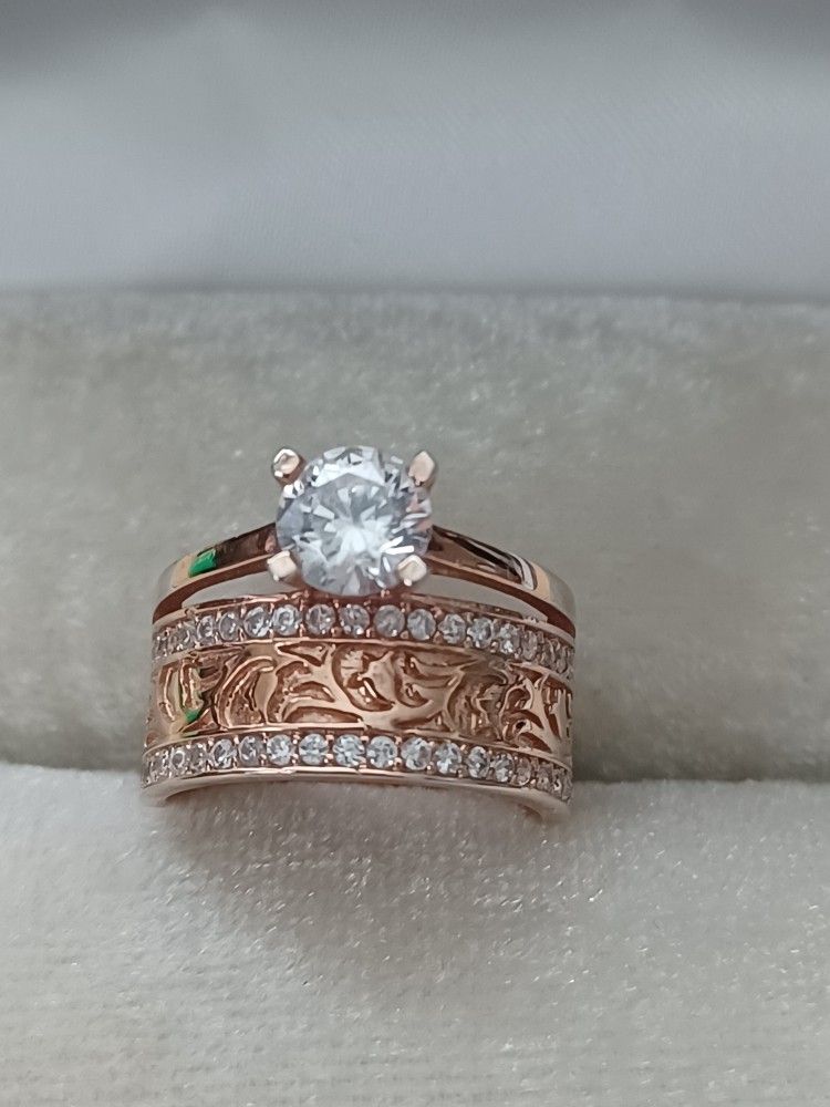 Beautiful Rose Gold Sterling Silver Crystal Ring Women's Size 7