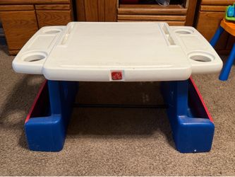 Step 2 children’s table