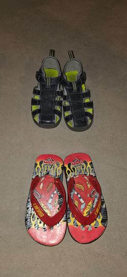 Infant sandals and shoes - Size 6