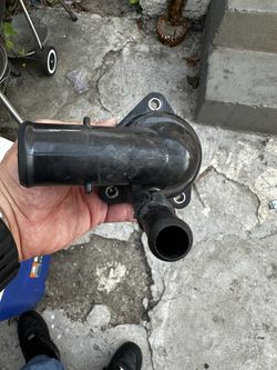 2010 - 2015 Toyota Prius Hybrid Coolant Pump