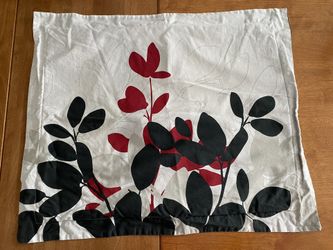 Standard Pillow Shams (2)