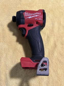 Milwaukee M18 Impact Drill