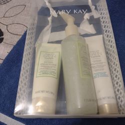 All Items In The Photos For $25..