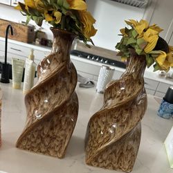 Beautiful One Of A Kind Twisted Brown Vase With Sunflowers(Great Mother's Day Present)