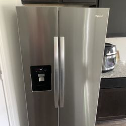Whirlpool Refrigerator 