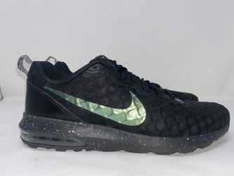 Nike Air Max – Holographic Swoosh – Size 9