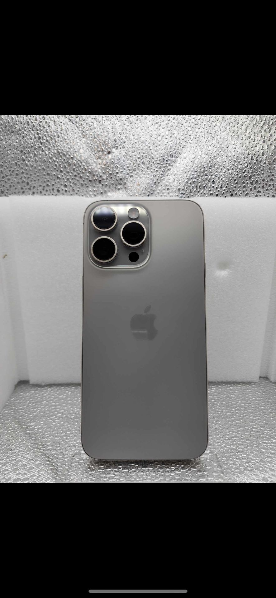 iPhone 15 Pro Max 256Gb Desbloqueado