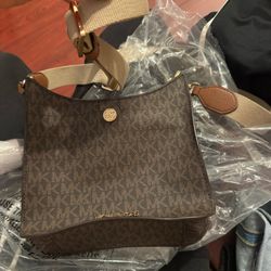 Small 7x5 Michael Kors Bag New
