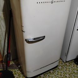 Vintage General Electric Refrigerator