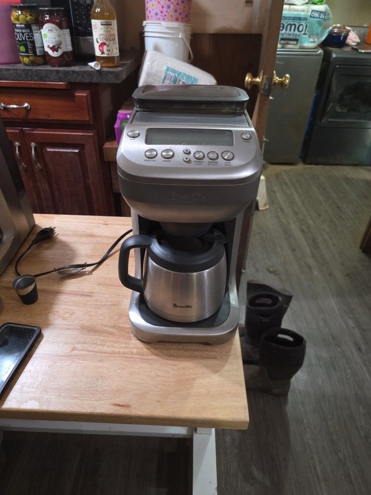 Breville Grind Control Coffee Maker BDC650BSS - 12 Cups