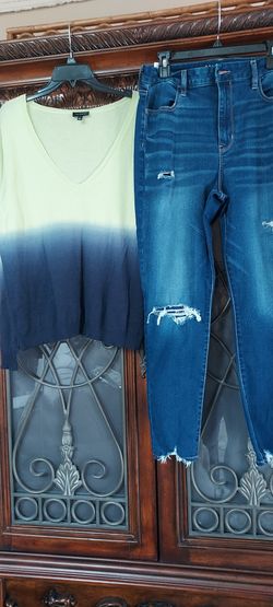 Swipe Left For More Pics.  Size XL. Excellent Condition.  