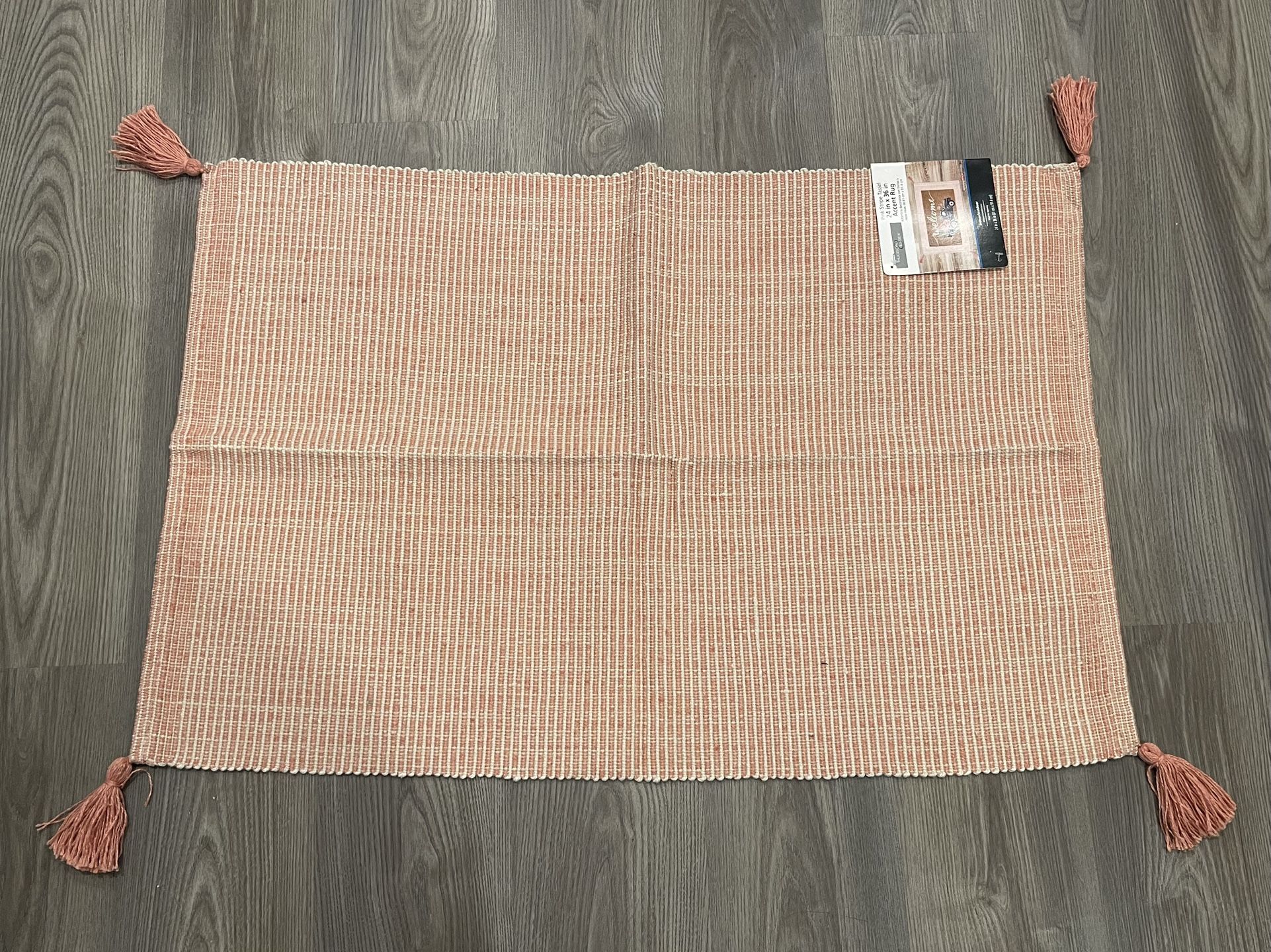 Pink Indoor/Outdoor Tassel Accent Door Mat