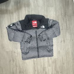Supreme X North Face Studded Nuptse Jacket Size Small 
