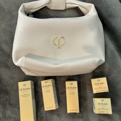cle de peau skincare Set Of 5