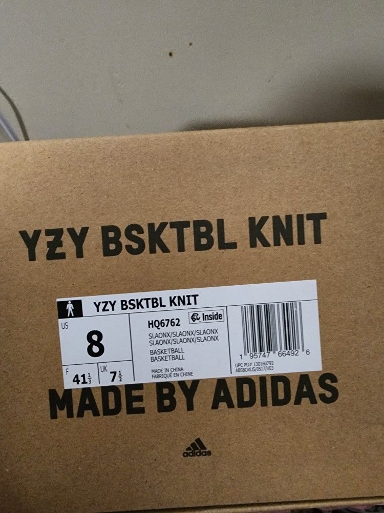 YZY BSKTBL Knit