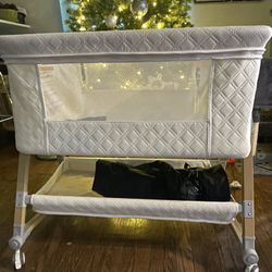 Bassinet Barely Used And  Fitted Sheet 
