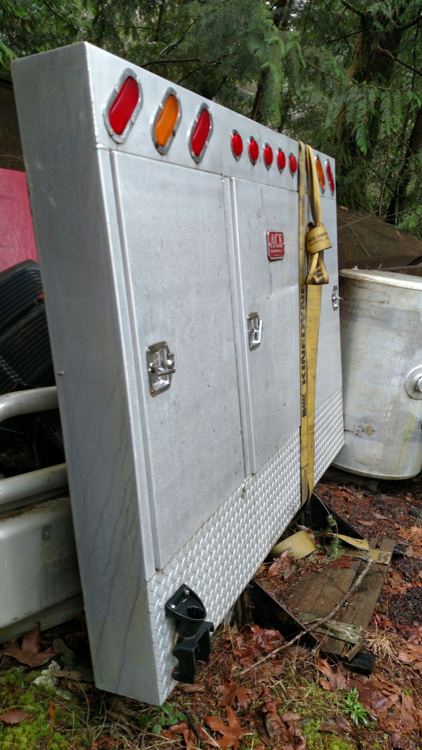 Ace headache rack for semi for Sale in Mount Hood Village, OR OfferUp