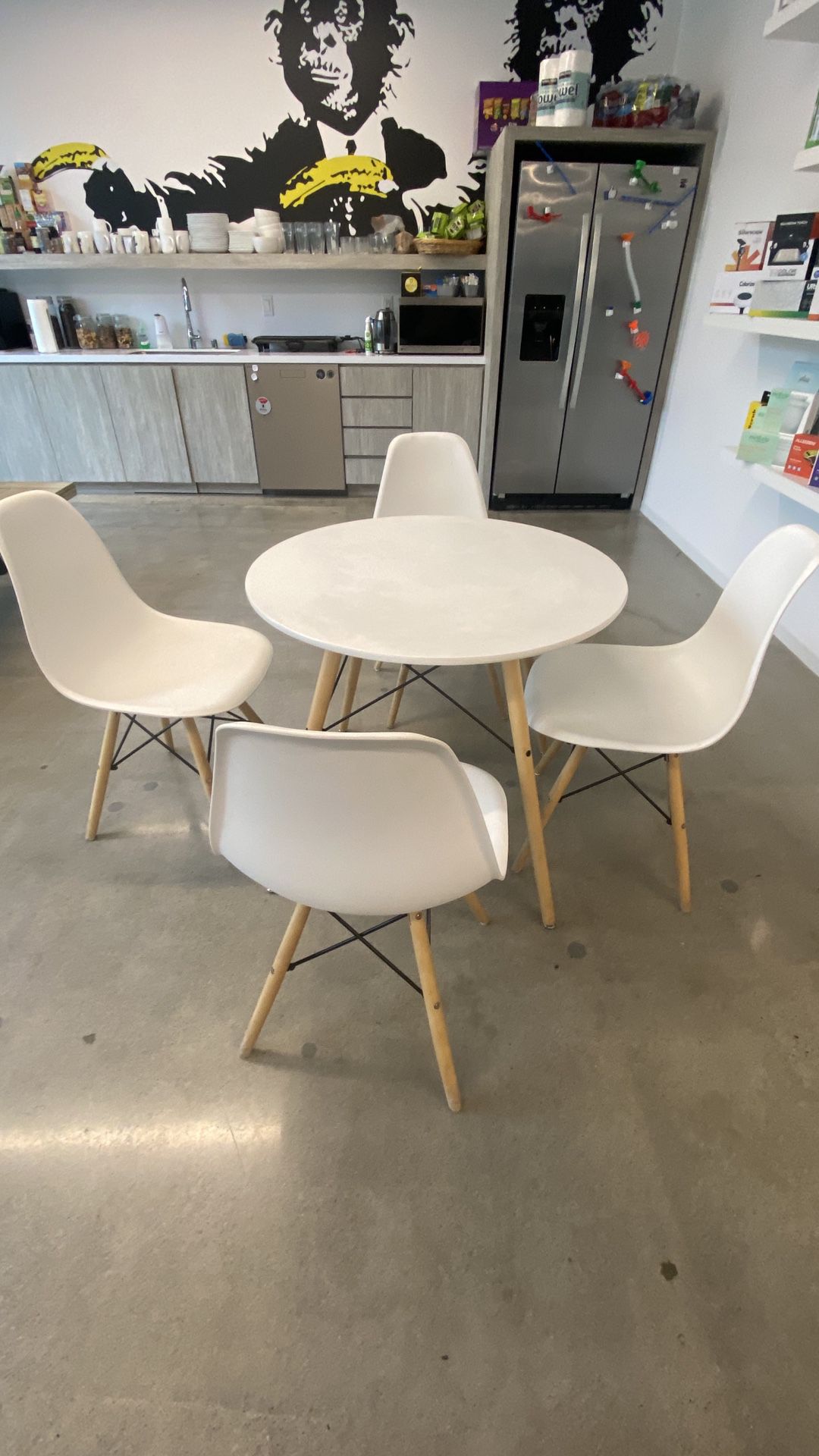 2 White Eames Kitchen Table and 6 Chairs