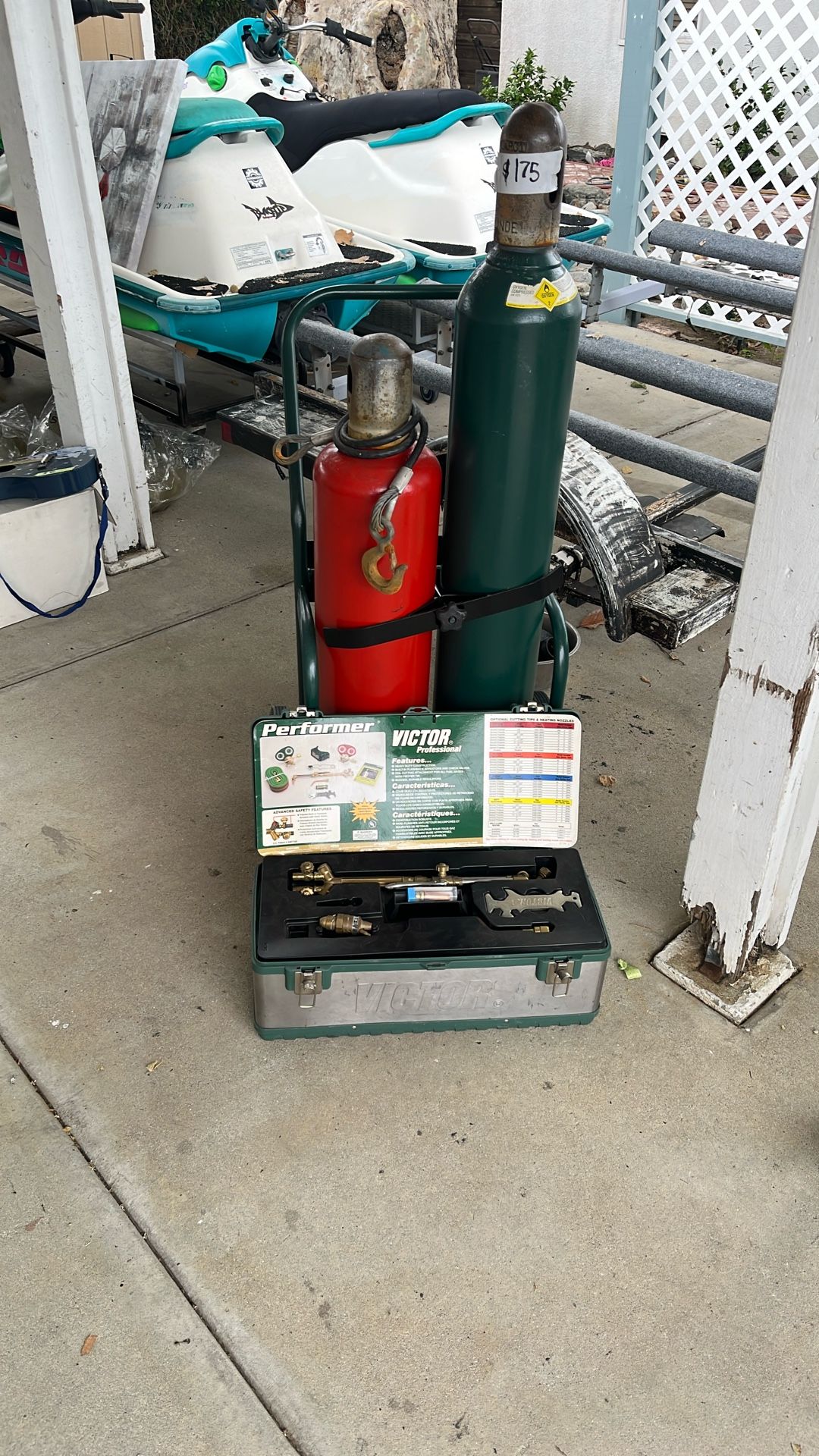  Cutting  Torch Set.  Acetylene And Oxygen.