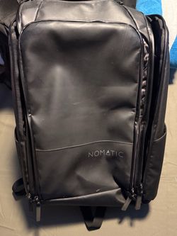 Nomatic Backpack
