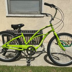 Electra Cruiser 7 Step Thru Beach Cruiser **Like New** 