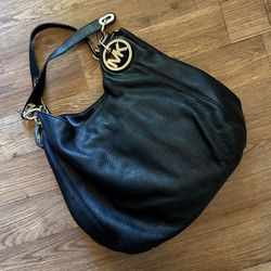 Women’s MK purse