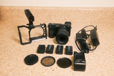 Sony A6500 Sigma 18-50mm 2.8 Smallrig Bundle