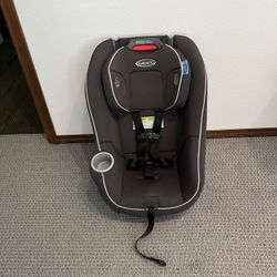 Graco Contender 65 Convertible Car Seat