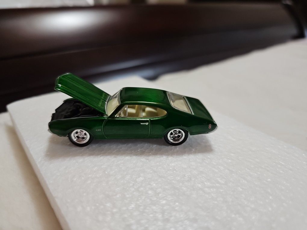 1969 Olds 442 Diecast Car
