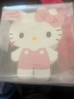 Official Hello Kitty pen stand