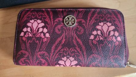 Authentic Tory Burch Floral Print Zip Around Continental Wallet Burgundy Pink