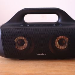 SoundCore Waterproof Speaker.  (Great Condition)