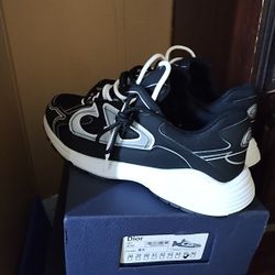 Dior B30 
