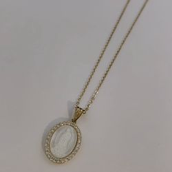 14k Gold Virgin Mary Necklace 