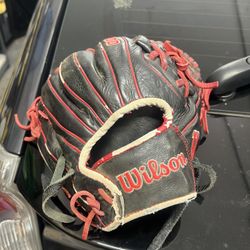 Wilson A1000
