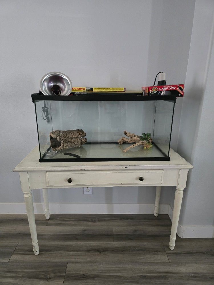 Reptile Enclosure 3ft (L) X 16in (W)  X16in(H) 