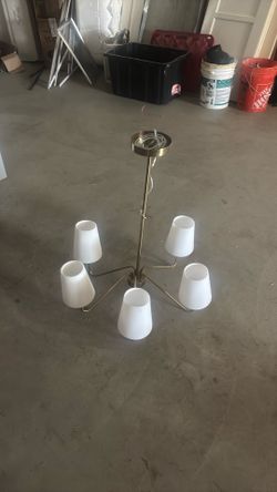 Chandelier with 5 lights