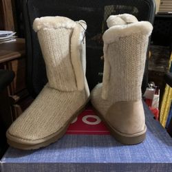 Women’s Boots Size 11 M