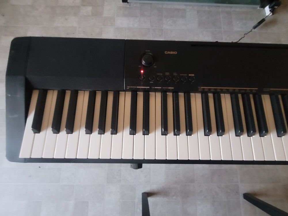 Stand casio cheap cdp 130