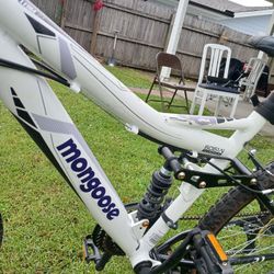 Mongose Like New Bike