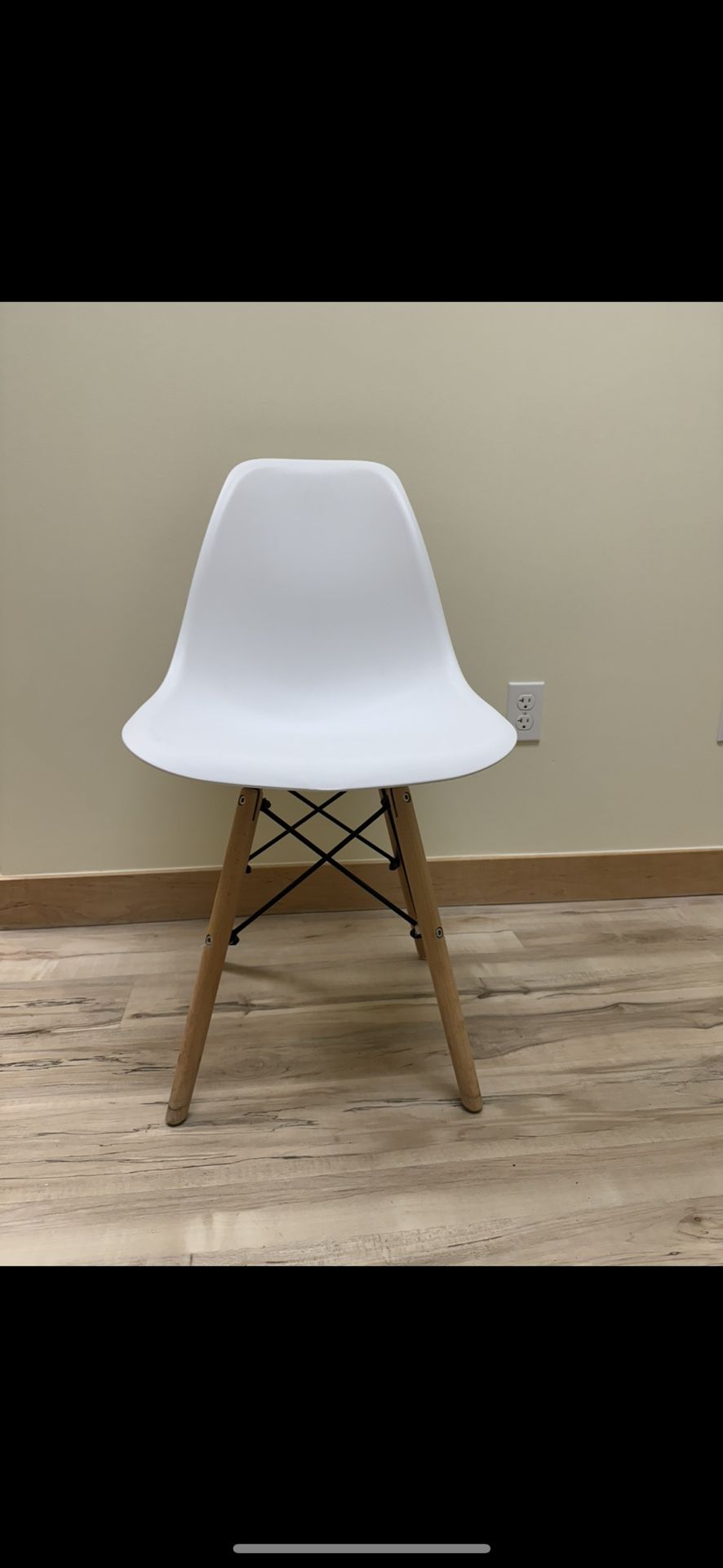 2 White Modern Chairs With Wood Legs 