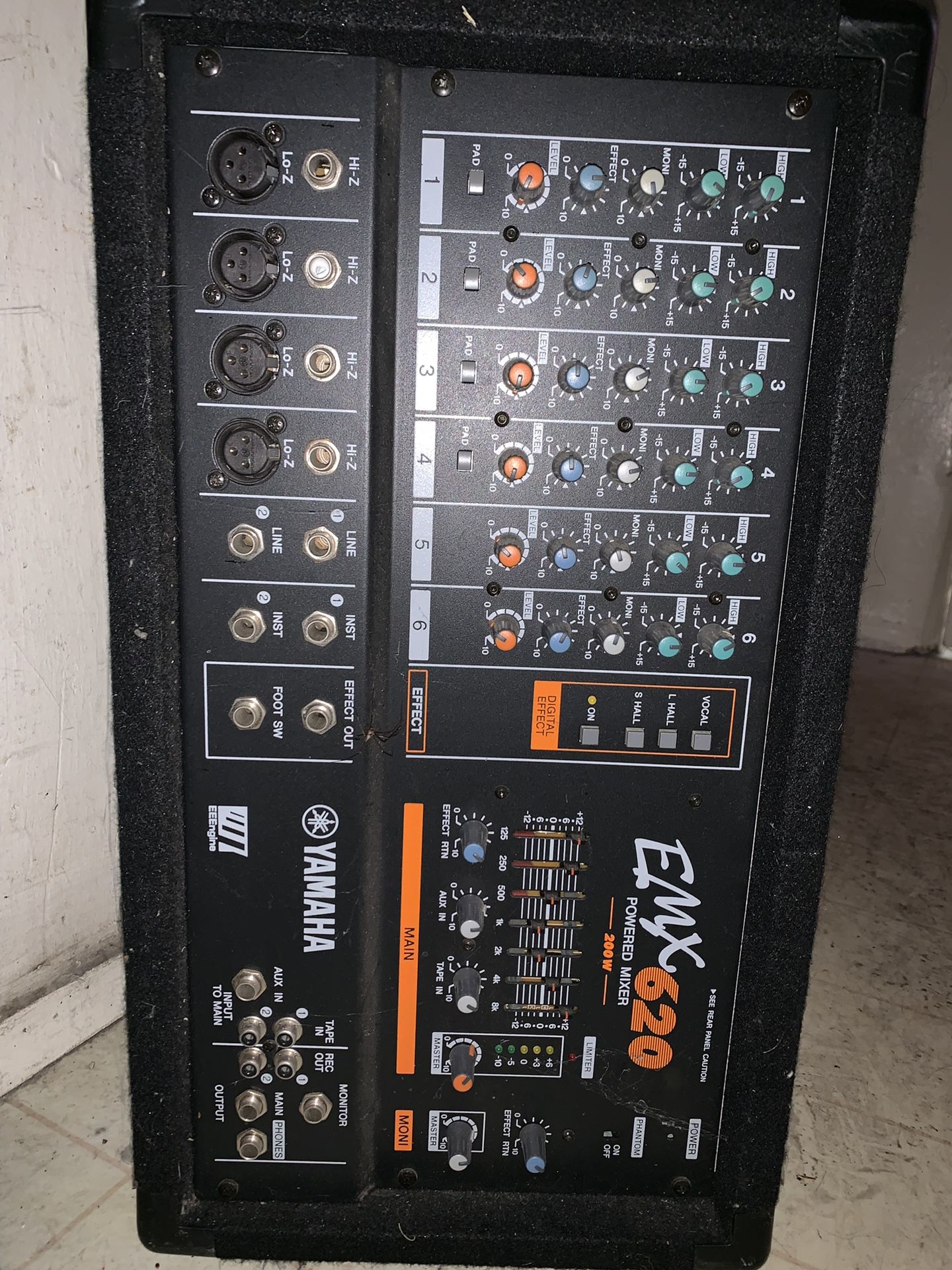 Yamaha EMX620 Powered Mixer with 2 Pair Ramsa WSA80 Speakers for Sale