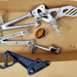 Motorcycle Foot Rest Parts for 04/05 zx10r