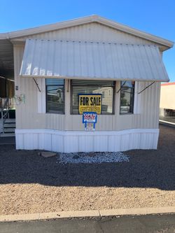 By owner, beautiful manufactured home