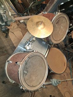 5 piece set.