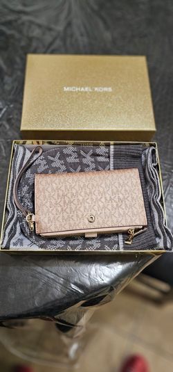NEW MICHAEL KORS ACCESSORIES