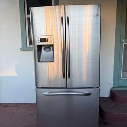 GE Profile 36” Stainless Steel French Doors-Water&Ice Dispenser-$795 Great Condition