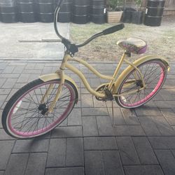 Woman Beach Cruiser Bike